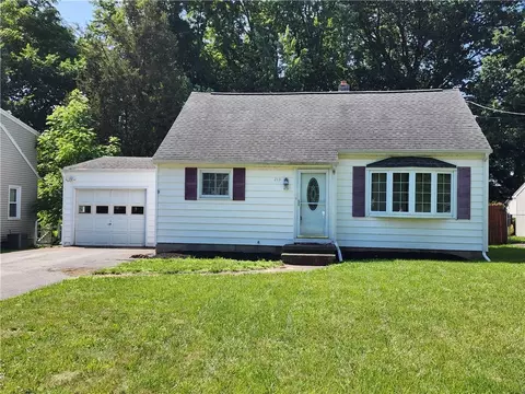 213 Chestnut Ridge Rd, Chili, NY 14624