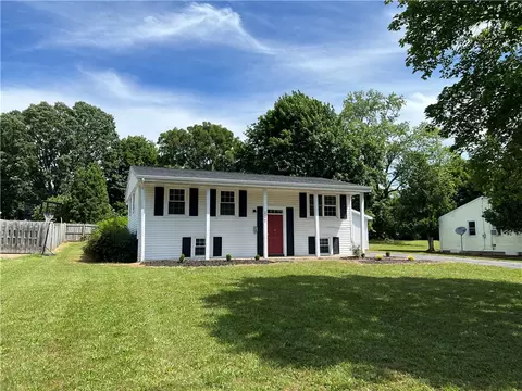 107 North Ave, Arcadia, NY 14513