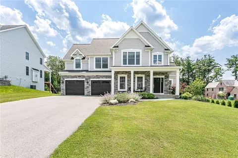 11 Capstone Rise, Panorama, NY 14625