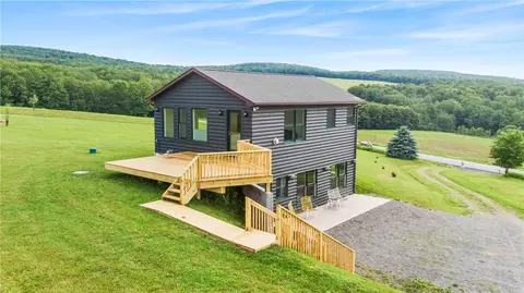 117 Kemper Mountain Rd, Stamford, NY 12167