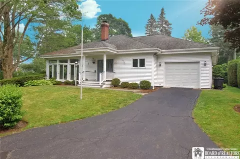 5 North Ave, Chautauqua, NY 14722