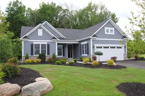 805 Shoemaker Rd, Webster, NY 14580