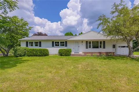 2 Margo Dr, Perinton, NY 14450