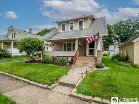 34 Douglas Pl, Jamestown, NY 14701