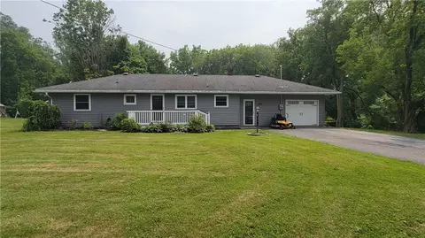 3214 Cottle Rd, Brutus, NY 13166