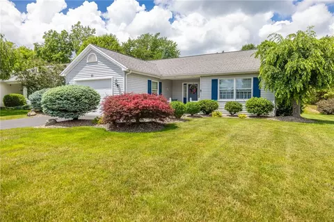 55 Freedom Pond Ln, Chili, NY 14514
