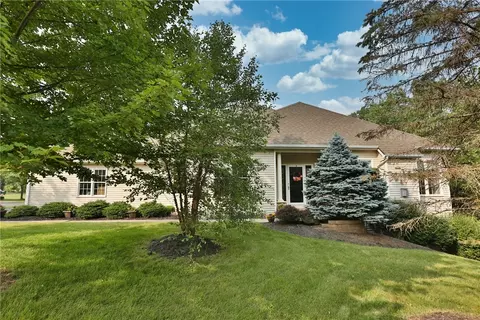 1159 Durham Ct, Victor, NY 14564
