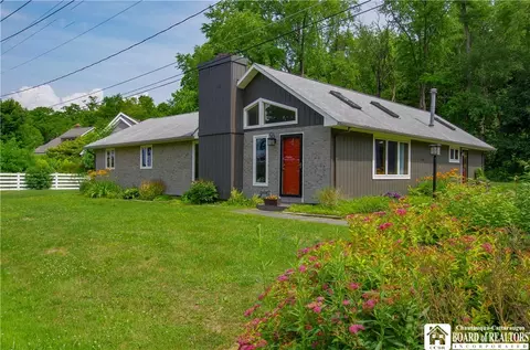 4186 Driftwood Dr, Ellery, NY 14712