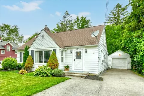 4207 Miller St, Williamson, NY 14589