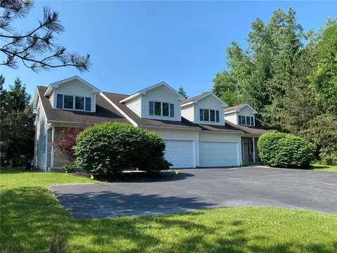 2701-2705 Lac De Ville Blvd, Rochester, NY 14618