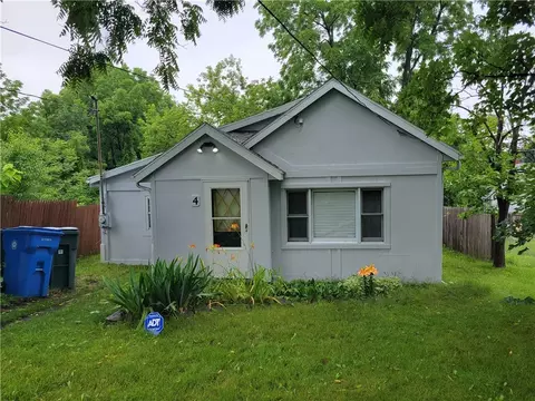 4 Wendell Pl, Rochester, NY 14615