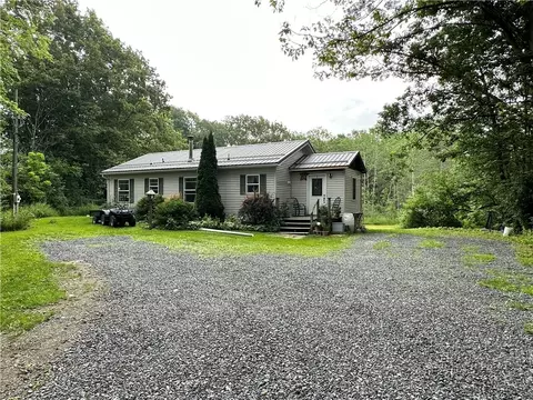 5573 Crystal Springs Rd, Barrington, NY 14837