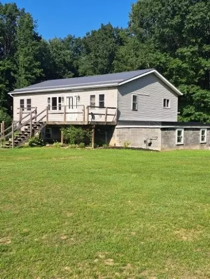 8784 W Loop Rd, Port Byron, NY 13140