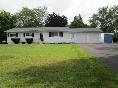 55 Princess Dr, Rochester, NY 14623