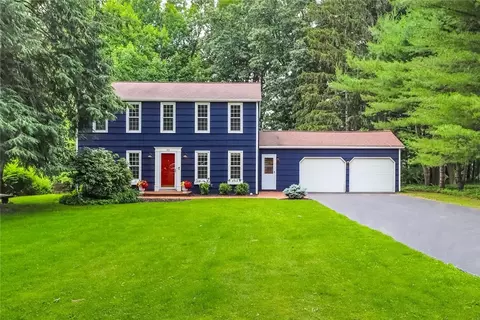 33 Mill Valley Rd, Perinton, NY 14534