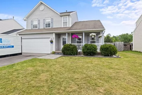 28 Wendy Ln, Greece, NY 14626