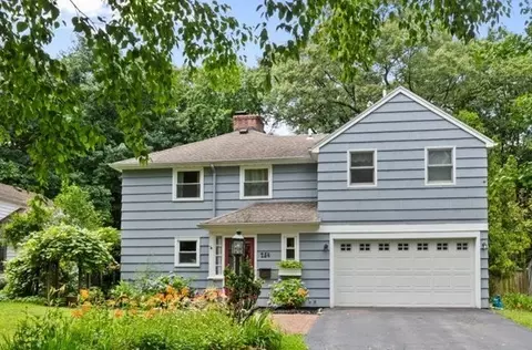 254 Commodore Pkwy, Rochester, NY 14625