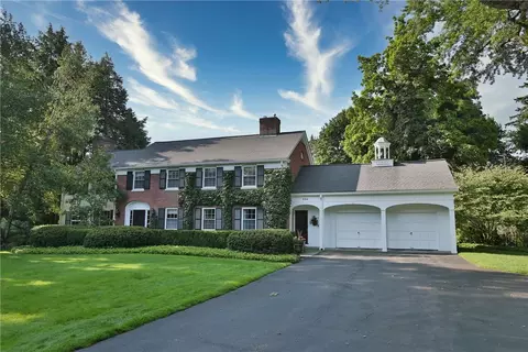 236 Alpine Dr, Rochester, NY 14618