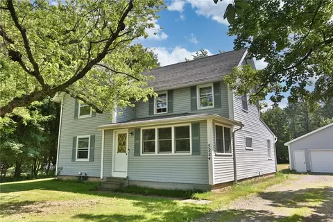 5224 Lincoln Rd, Ontario, NY 14519