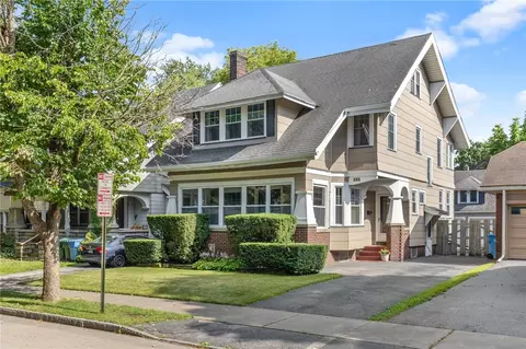 527 Hazelwood Ter, Rochester, NY 14609