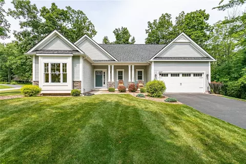5537 Jones Way, South Bristol, NY 14424