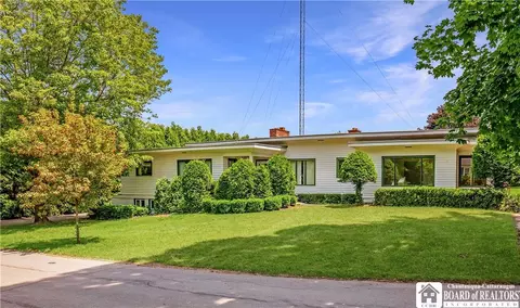 115 Elm St, Westfield, NY 14787