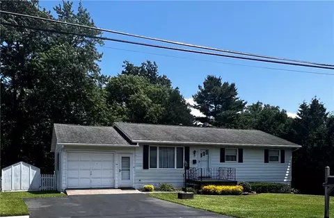 140 Murray St, Auburn, NY 13021