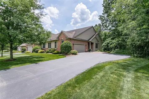 65 Neuchatel Ln, Perinton, NY 14450