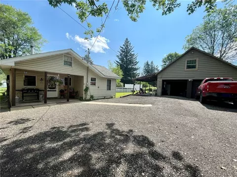 15 Corwin Ln, Bradford, PA 16701