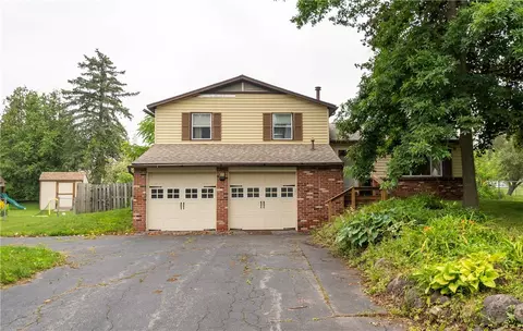 31 Hay Market Rd, Chili, NY 14624