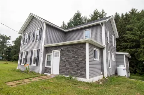 6551 N Huron Rd, Huron, NY 14590