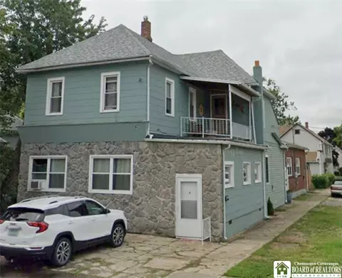 39 N Pangolin St, Dunkirk, NY 14048