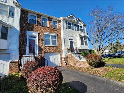 117 Jordache Ln, Ogden, NY 14559