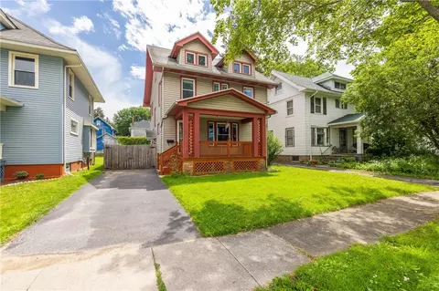 48 Evangeline St, Rochester, NY 14619