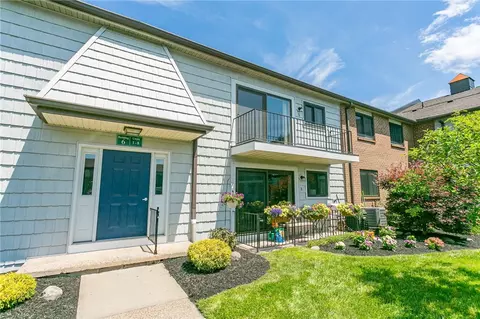 6 High Gate Trl #5, Perinton, NY 14450