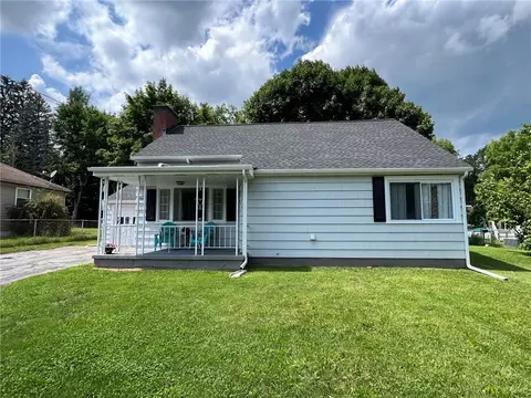 2974 Chili Ave, Chili, NY 14624