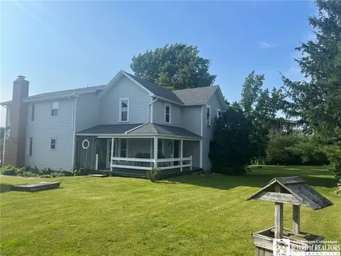 11352 New Oregon Rd, North Collins, NY 14111
