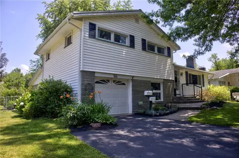 166 Wendover Rd, Brighton, NY 14610