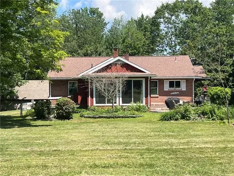327 Newton Town Rd, Bainbridge, NY 13733