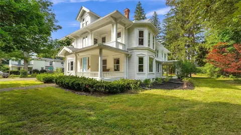 33 Willets Ave, Amity, NY 14813
