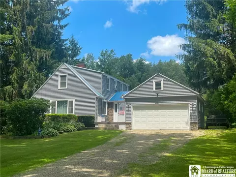2576 Palm Rd, Ellicott, NY 14701