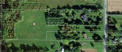 1693 Salt Rd, Penfield, NY 14450