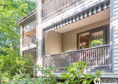 7 Morris Ave #2, Chautauqua, NY 14722