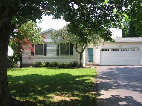 78 Loyalist Ave, Chili, NY 14624