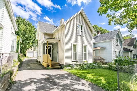 92 Elba St, Rochester, NY 14608