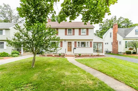 96 Avondale Rd, Irondequoit, NY 14622