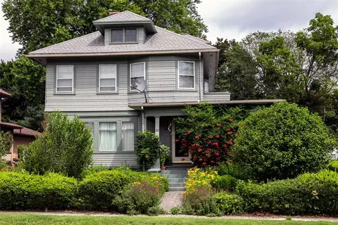 32 Murray St, Mount Morris, NY 14510