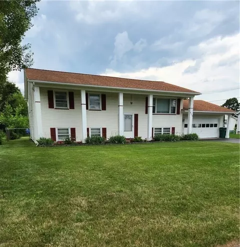 803 Brown Rd, Irondequoit, NY 14622