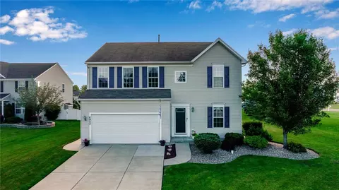 6953 Lakeside Drive Dr, Wheatfield, NY 14304