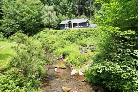 1 Private Rd, Andes, NY 13731